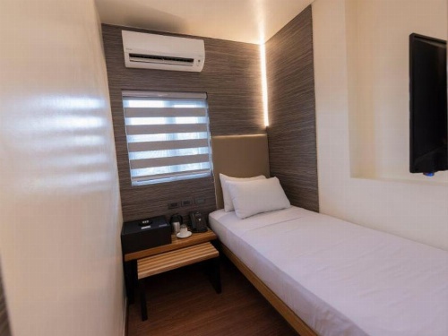 Kabayan Hotel Pasay image 1