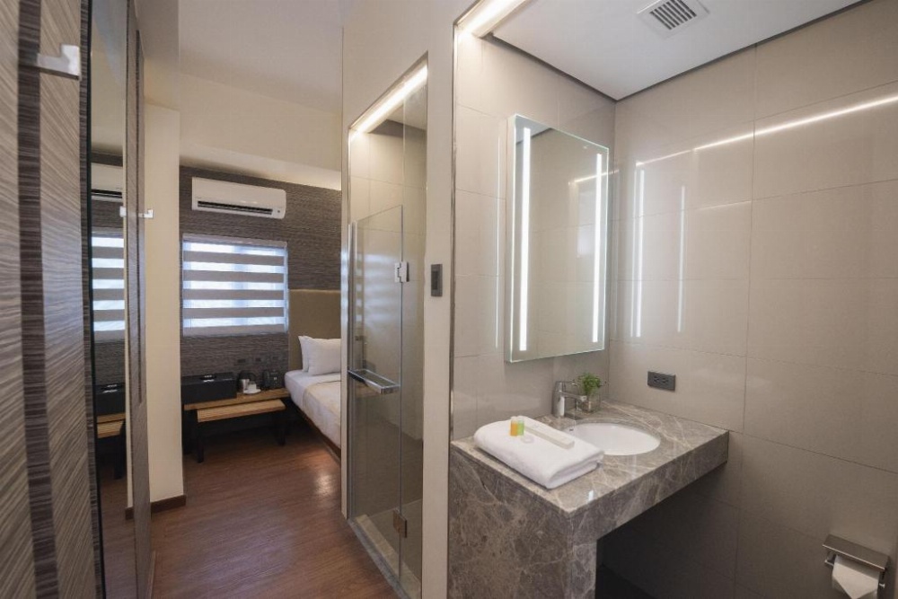 Kabayan Hotel Pasay Main image